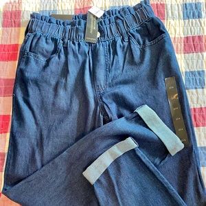 Banana Republic gathered waist jeans w cuffed leg